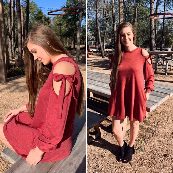 Sweater dress with cold shoulder- brand new - Picture 3 of 5